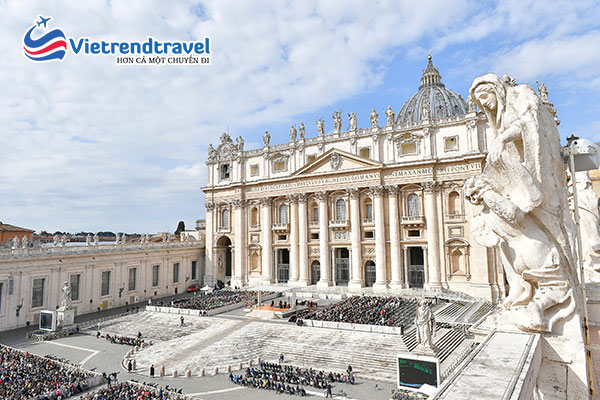 toa-thanh-vatican-y-vietrend-travel
