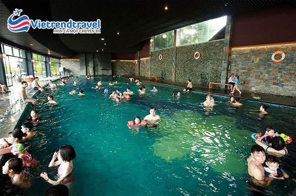 bể-bơi-trong-nhà-serena-resort-kim-boi-vietrend