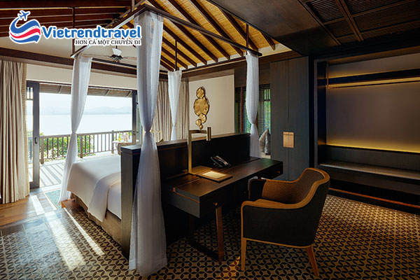 Nam-Nghi-Phu-Quoc-Sunrise-Sunset-Villa-01-Bedroom-WorkingDesk-Vietrend-travel