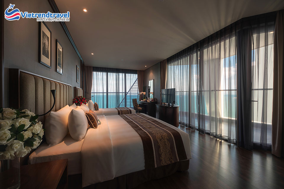 royal-beach-boton-blue-hotel-nha-trang-pacific-triple-vietrend-travel