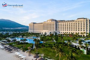 vinpearl-discovery-1-nha-trang-toan-canh-vietrendtravel
