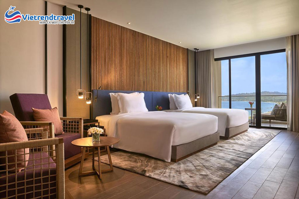 movenpick-resort-waverly-phu-quoc-deluxe-family-room-with-balcony