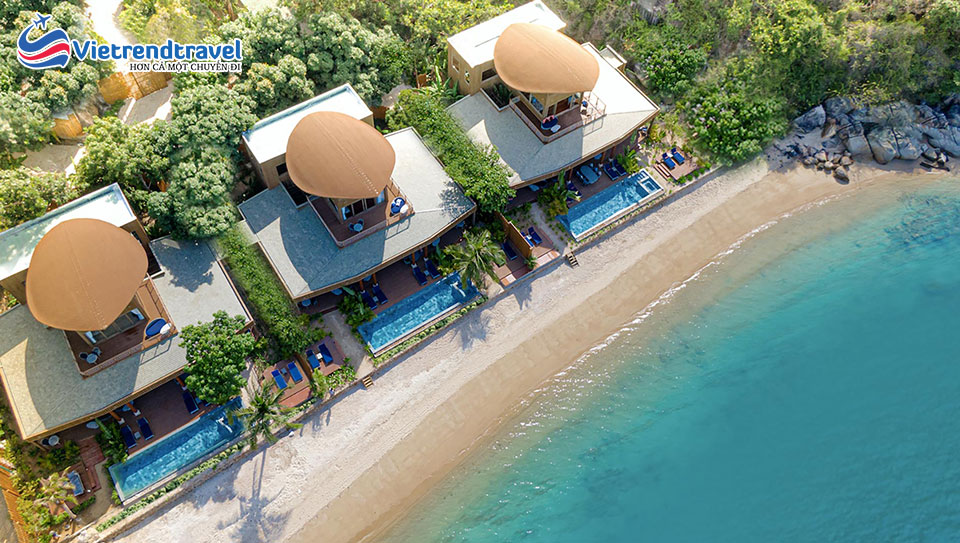 an-lam-retreats-ninh-van-bay-three-bedroom-beachfront-pool-villa